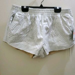 🆕 BLANK NYC - SILVER SHORTS - BRAND NEW